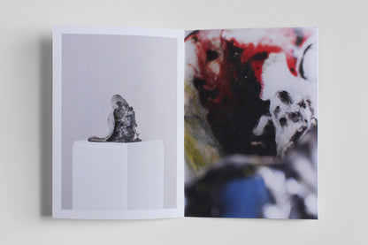 Simon Schrikker – Dogs